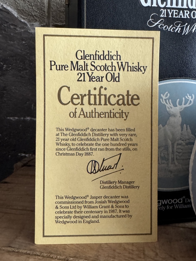 Glenfiddich 21 years Wedgwood Jasper