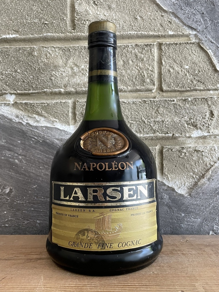 Larsen Napoleon