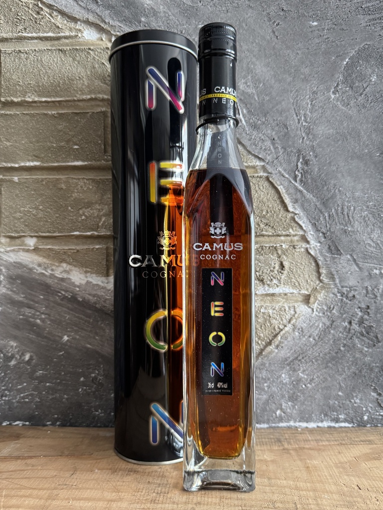 Camus Neon