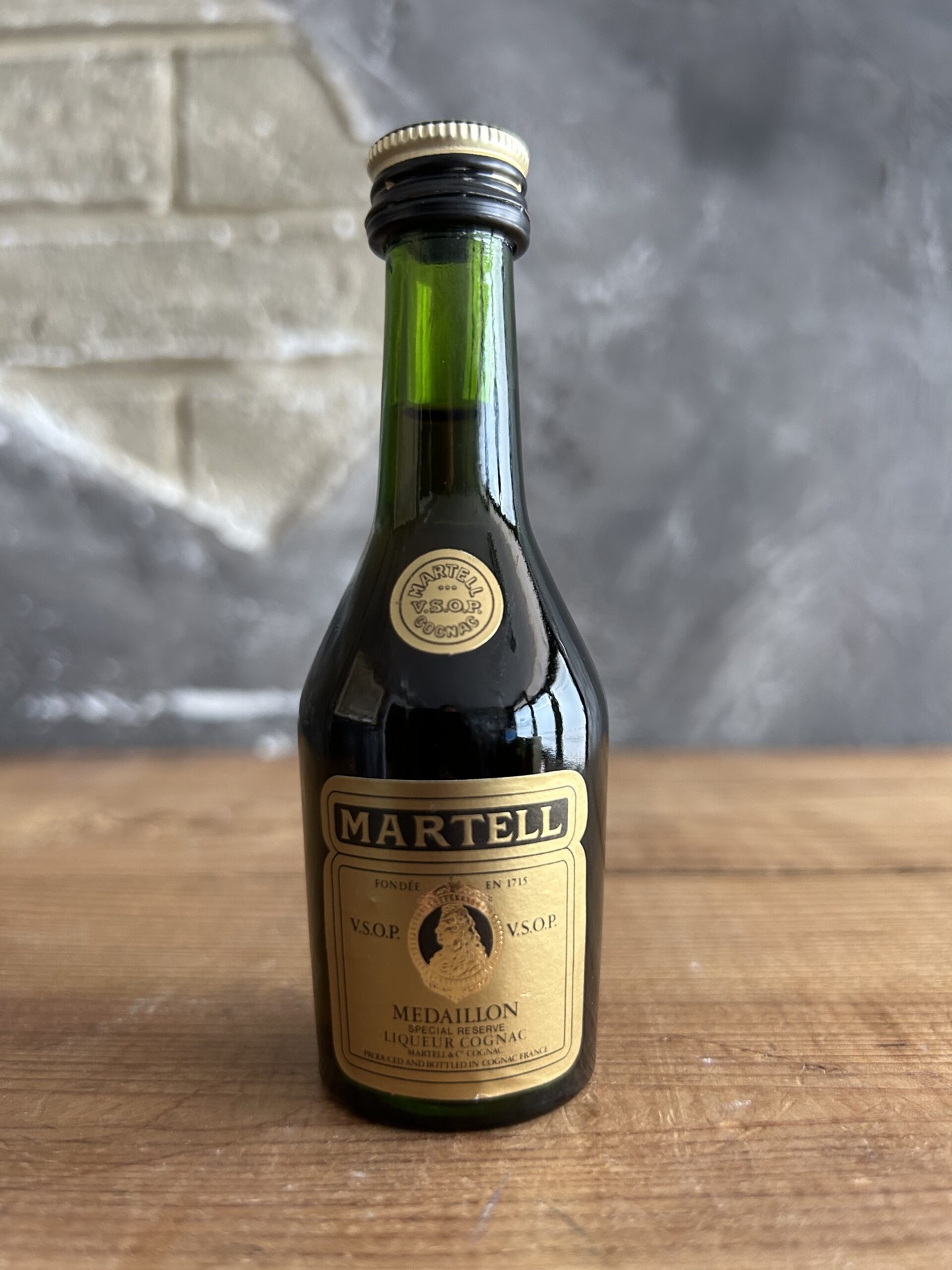 超可爱 Cognac Martell VSOP cabinet7 | Medaillon ブランデー 超可爱 Cognac Martell VSOP cabinet7 | Medaillon ブランデー
