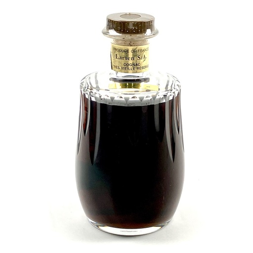 Larsen Tres Vieille Reserve Baccarat