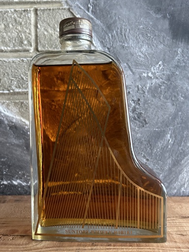 Suntory Hibiki Piano